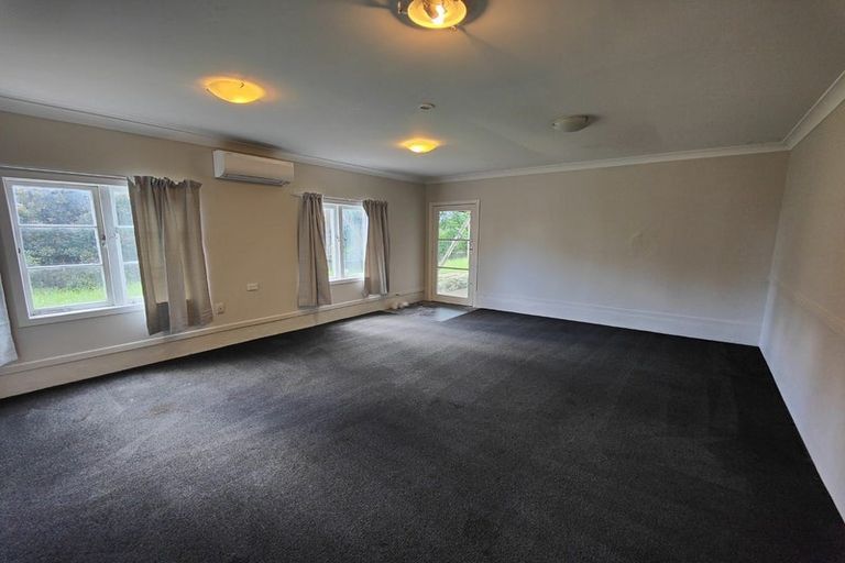 Photo of property in 22 Red Hill Road, Red Hill, Papakura, 2110
