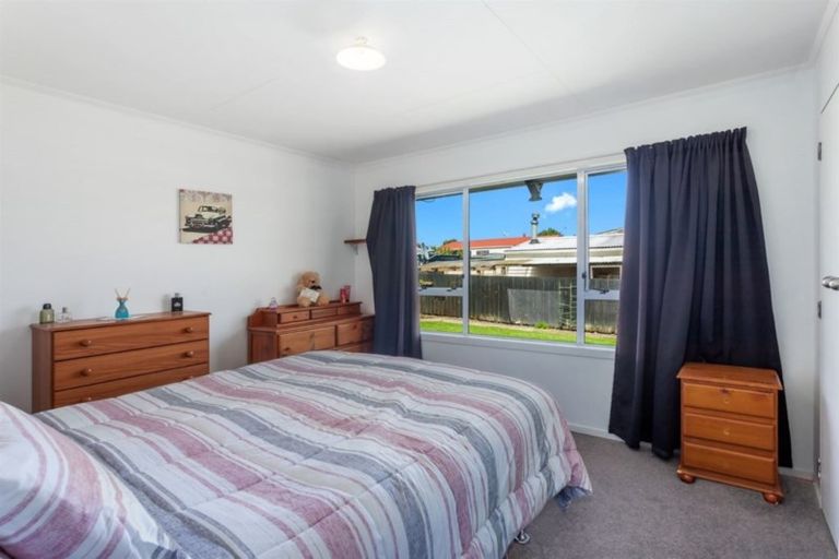 Photo of property in 43 Awatapu Drive, Whakatane, 3120