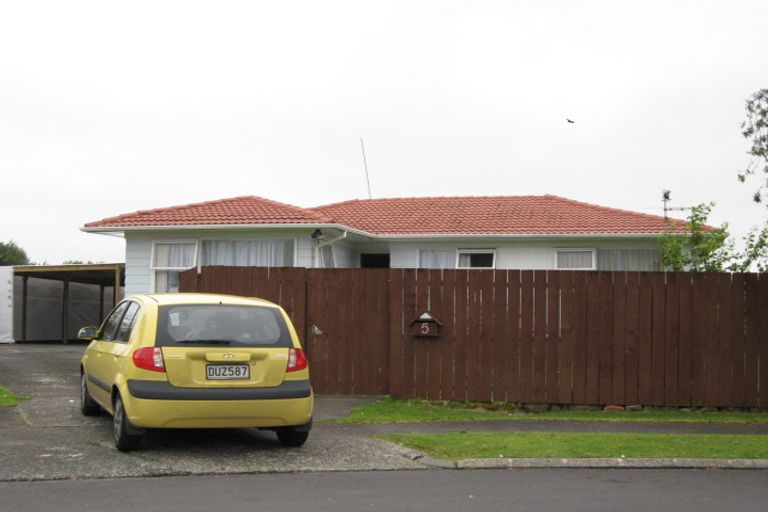 Photo of property in 5 Welby Place, Mangere, Auckland, 2022