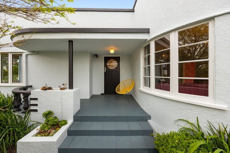 Photo of property in 2 Fairfield Road, Fairfield, Hamilton, 3214