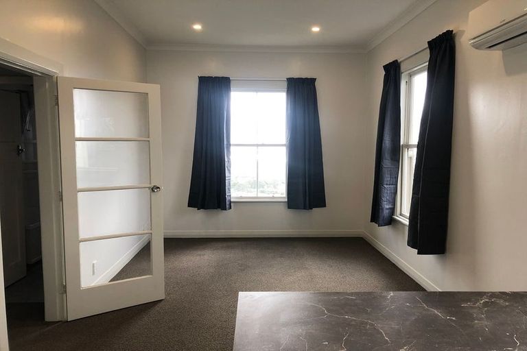 Photo of property in 21 Disley Street, Highbury, Wellington, 6012