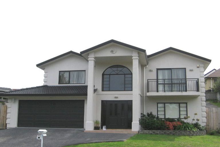 Photo of property in 38 Vintage Drive, Henderson, Auckland, 0612