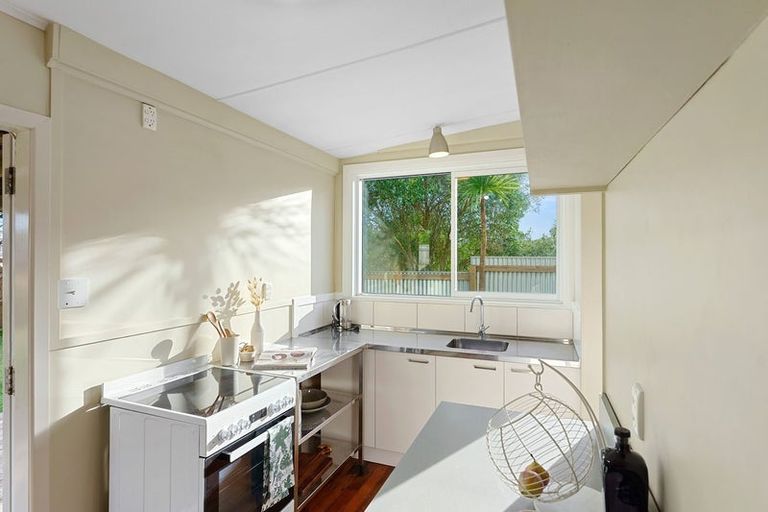 Photo of property in 55 Ngapaki Street, Waikanae Beach, Waikanae, 5036