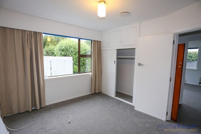 Photo of property in 2/5 Ashfield Place, Ilam, Christchurch, 8041