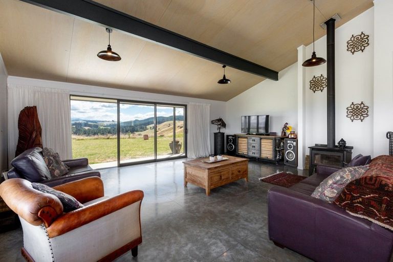 Photo of property in 1290 Taihape Road, Sherenden, Hastings, 4179
