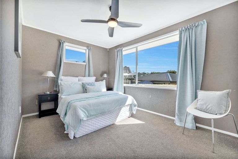 Photo of property in 25 Glynnbrooke Street, Te Atatu South, Auckland, 0610