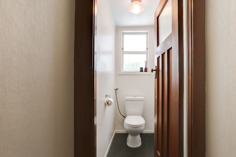 Photo of property in 36 Kent Road, Saint Johns Hill, Whanganui, 4501