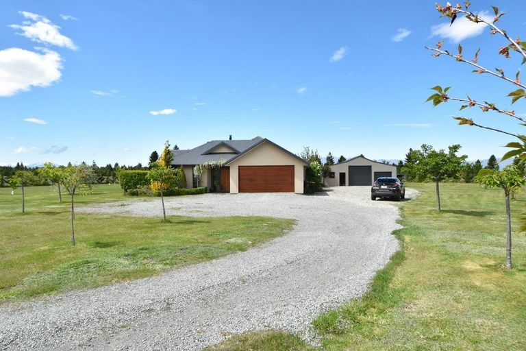 Photo of property in 39 Temple Drive, Twizel, 7901