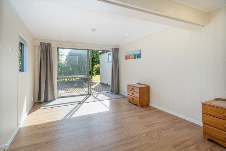 Photo of property in 13 Tairua Heights, Tairua, 3508