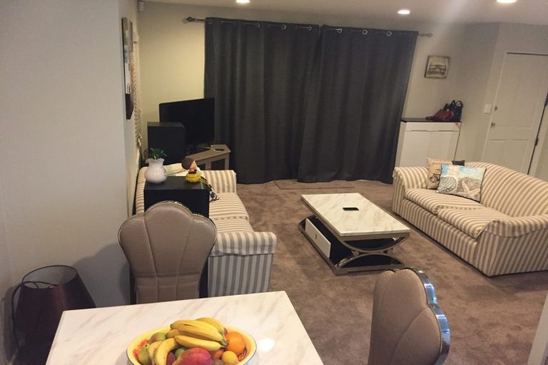 Photo of property in 39 Koru Street, Mangere Bridge, Auckland, 2022