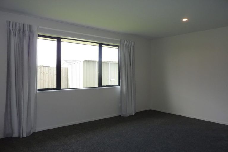 Photo of property in 38 Petries Road, Woodend, 7610