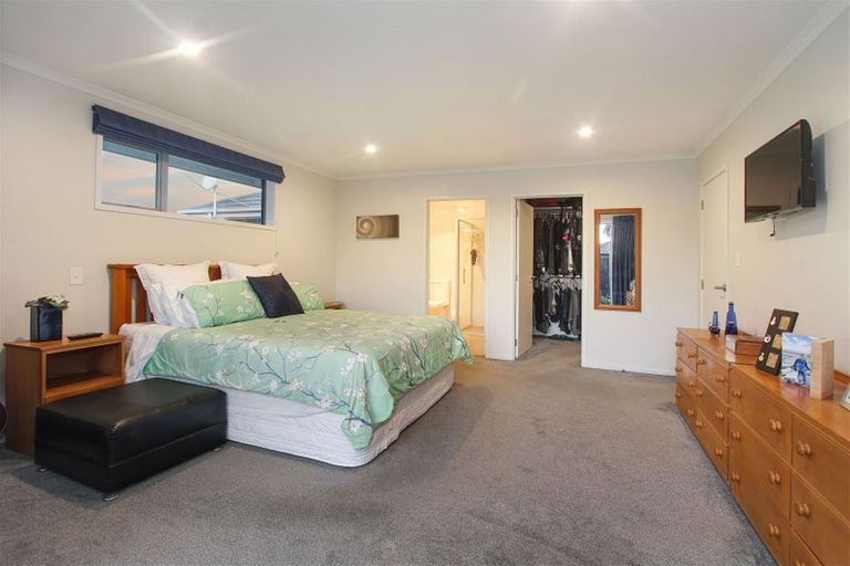 Photo of property in 1 Martingale Drive, Kingseat, Papakura, 2580