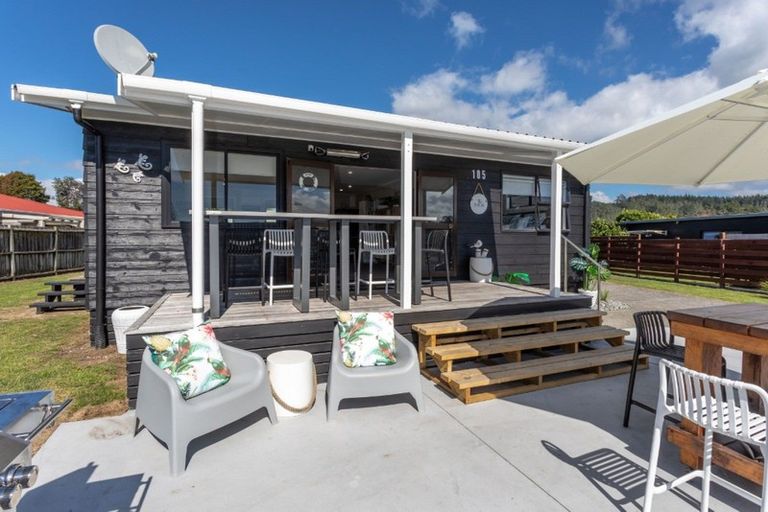 Photo of property in 105 Chartwell Avenue, Whangamata, 3620