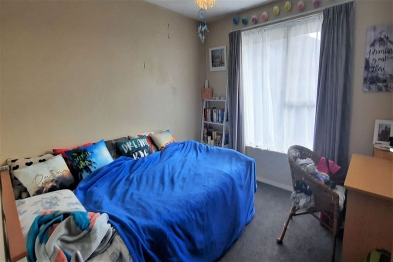 Photo of property in 15 Inverell Place, North New Brighton, Christchurch, 8083