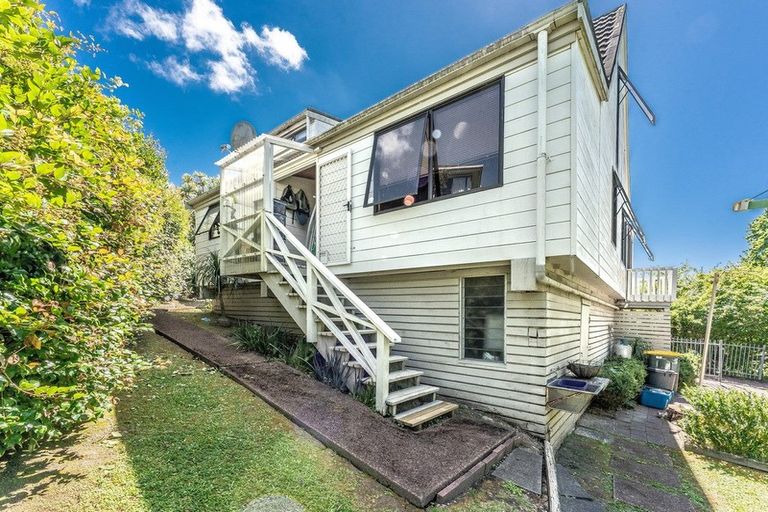 Photo of property in 8 Zealandia Road, Manly, Whangaparaoa, 0930