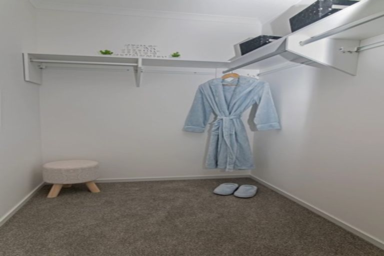 Photo of property in 1 Te Akau Place, One Tree Point, 0118