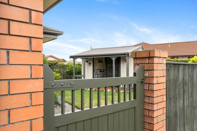 Photo of property in 40 Armstrong Avenue, Carterton, 5713