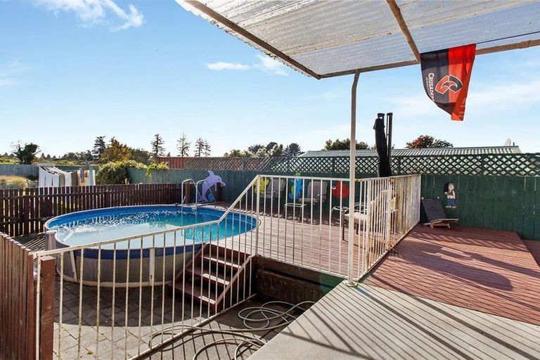 Photo of property in 8 Massey Street, Waimate, 7924