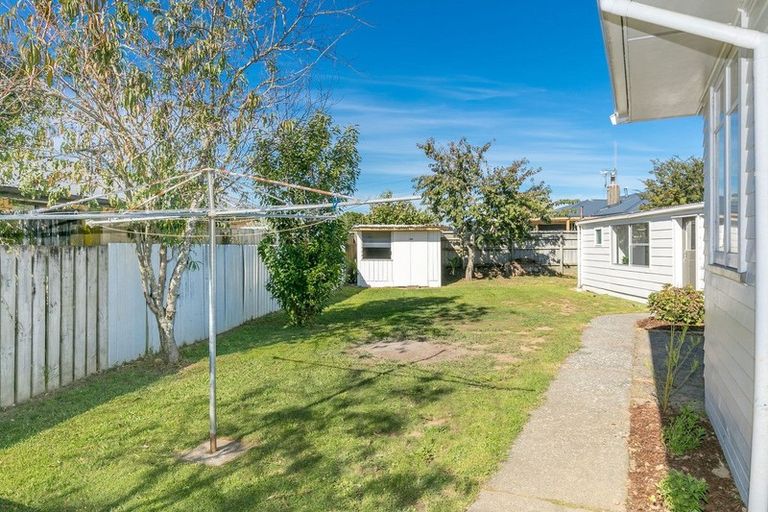 Photo of property in 16 Vesty Avenue, Hillcrest, Hamilton, 3216