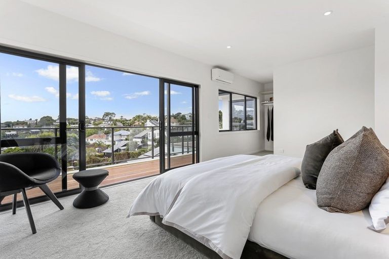 Photo of property in 35 Palmer Crescent, Mission Bay, Auckland, 1071