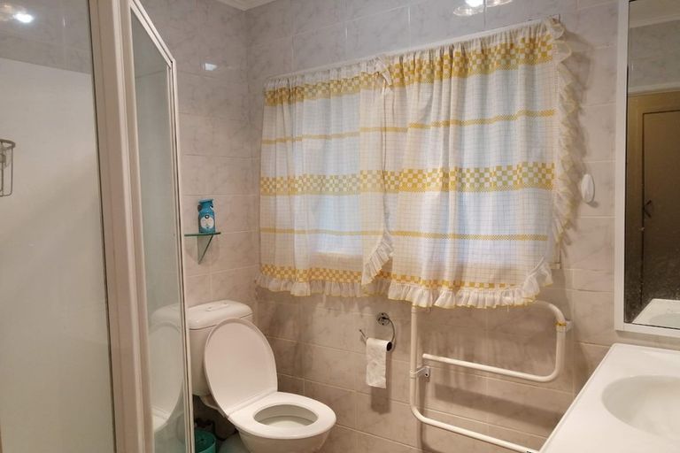 Photo of property in 3/27 Sydney Street, Hauraki, Auckland, 0622