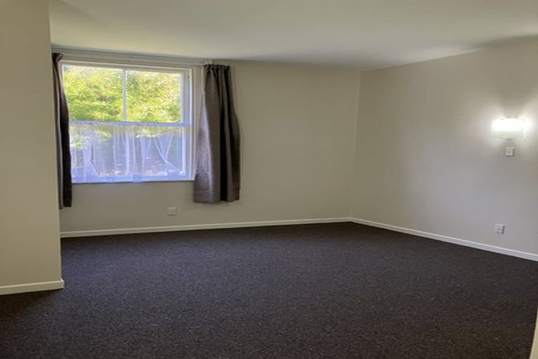 Photo of property in 2/25 Clifton Terrace, Kelburn, Wellington, 6012