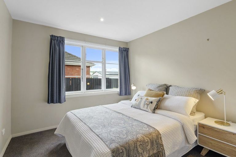 Photo of property in 56 Gilberthorpes Road, Hei Hei, Christchurch, 8042