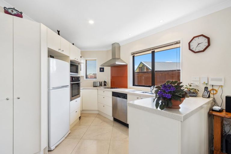 Photo of property in 1/7 Gibbs Place, Halswell, Christchurch, 8025