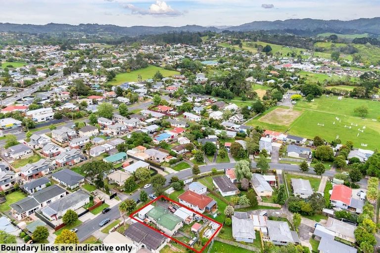 Photo of property in 56 Tabitha Crescent, Henderson, Auckland, 0612