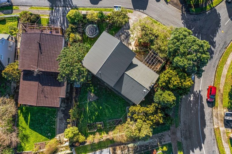 Photo of property in 1 Ash Grove, Ranui, Porirua, 5024