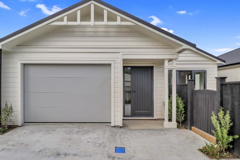 Photo of property in 74d Gibbons Street, Ebdentown, Upper Hutt, 5018