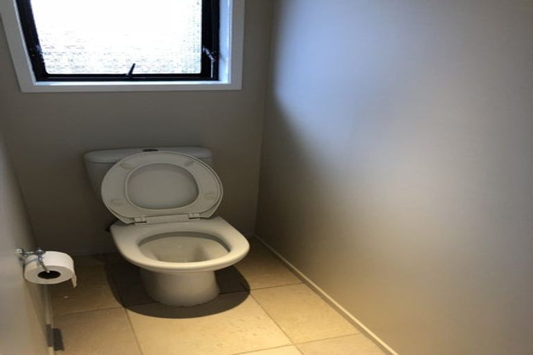 Photo of property in 9 Inchinnam Road, Flat Bush, Auckland, 2016