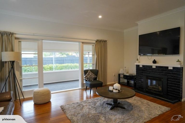Photo of property in 324 College Street, West End, Palmerston North, 4410