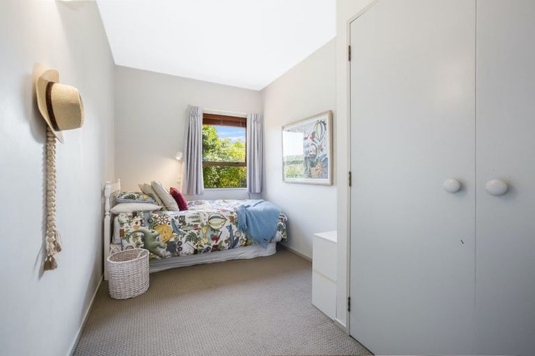 Photo of property in 86 Tweed Road, Papakowhai, Porirua, 5024