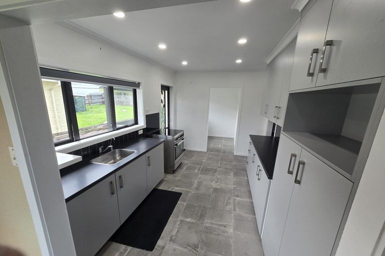 Photo of property in 83 Walker Crescent, East Gore, Gore, 9710