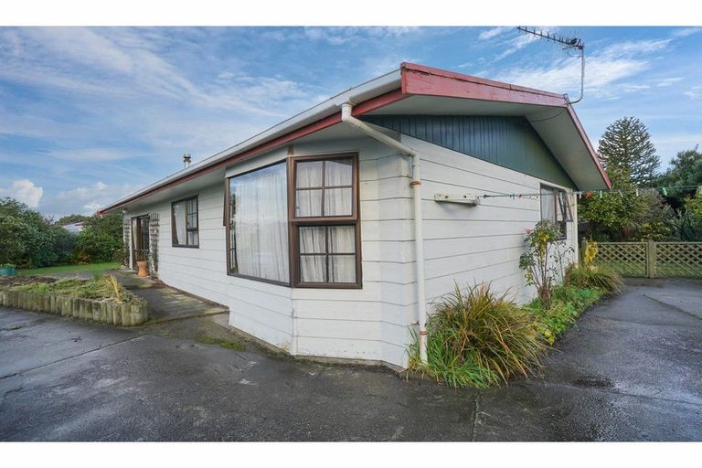 Photo of property in 94 Dunbeath Crescent, Kew, Invercargill, 9812