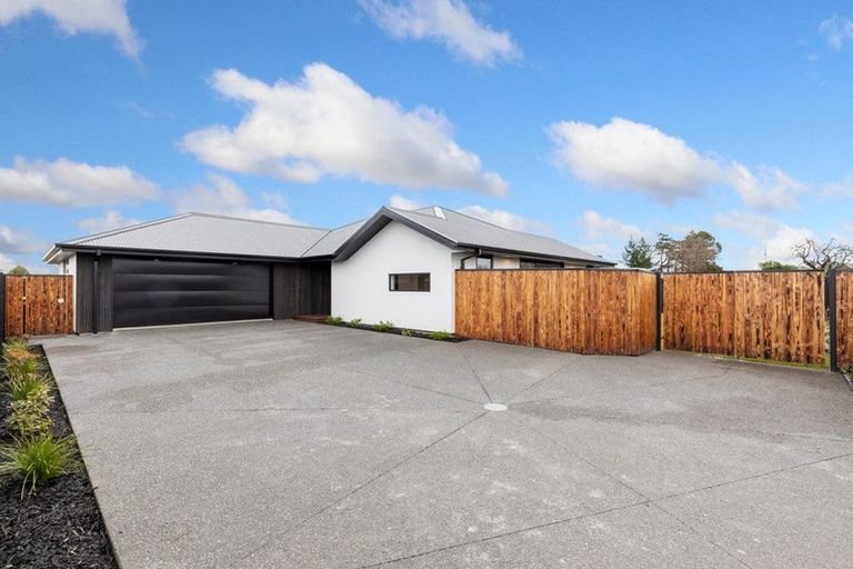 Photo of property in 177 Townsend Road, Rangiora, 7400