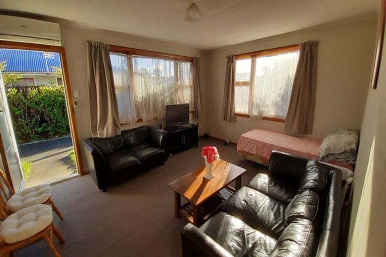 Photo of property in 1/129 Geraldine Street, Edgeware, Christchurch, 8013