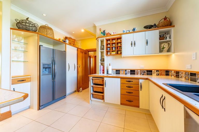 Photo of property in 14 Te Weka Street, Maori Hill, Timaru, 7910