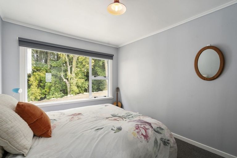 Photo of property in 394 Mangorei Road, Merrilands, New Plymouth, 4312