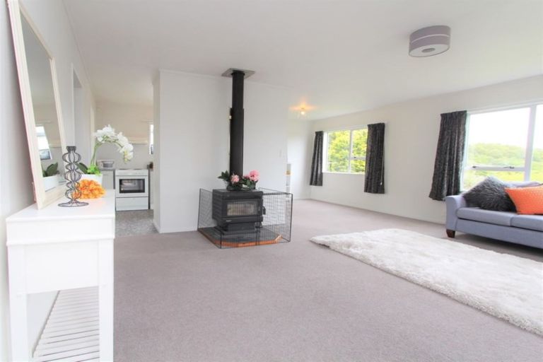 Photo of property in 44 Dominica Crescent, Grenada Village, Wellington, 6037