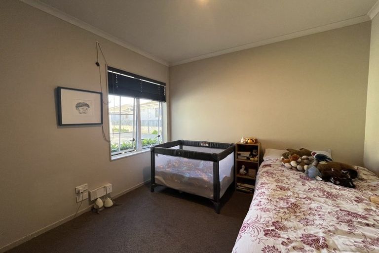 Photo of property in 8a Hinton Road, Taradale, Napier, 4112