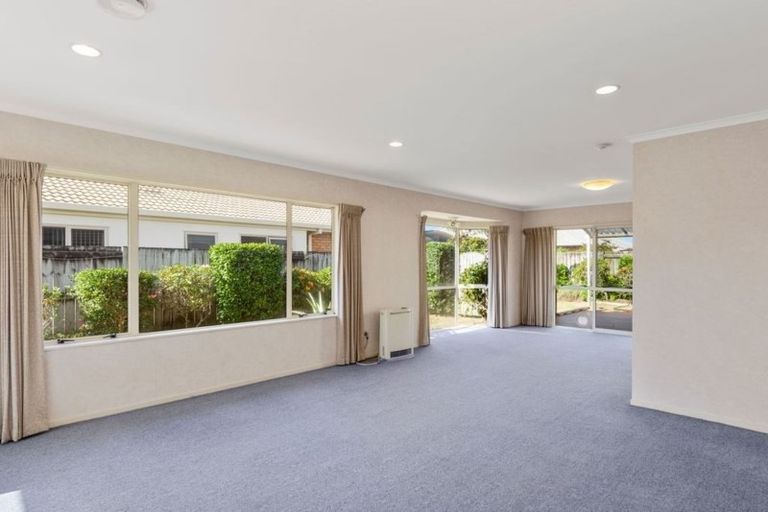 Photo of property in 21 Fahey Avenue, Mount Maunganui, 3116