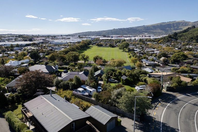 Photo of property in 365 Centaurus Road, Hillsborough, Christchurch, 8022