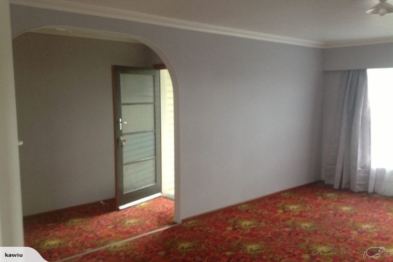 Photo of property in 9 Ross Street, Levin, 5510