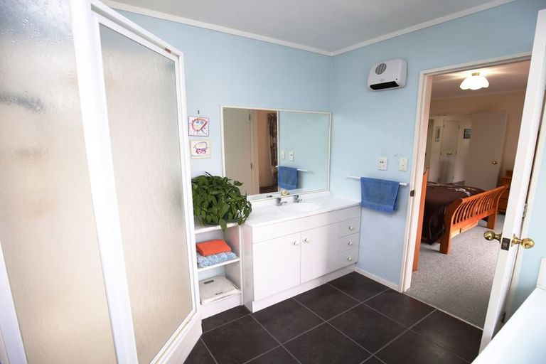 Photo of property in 29 Aloma Way, Glenview, Hamilton, 3206