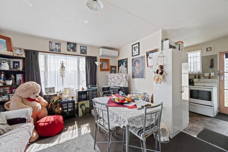 Photo of property in 27 Liverpool Crescent, Flaxmere, Hastings, 4120