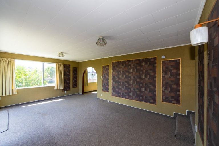 Photo of property in 30 Shortland Street, Tamatea, Napier, 4112