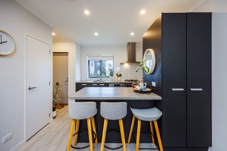 Photo of property in 36 Adlam Lane, Takanini, 2112