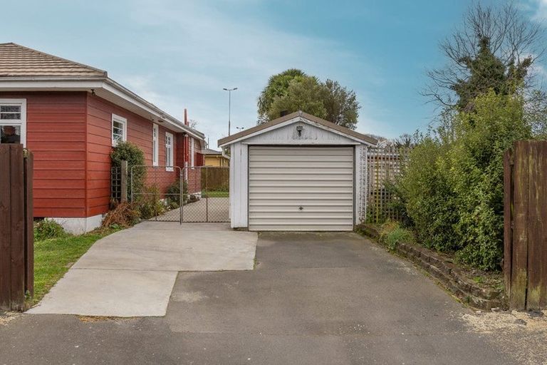 Photo of property in 52 York Street, Waltham, Christchurch, 8023
